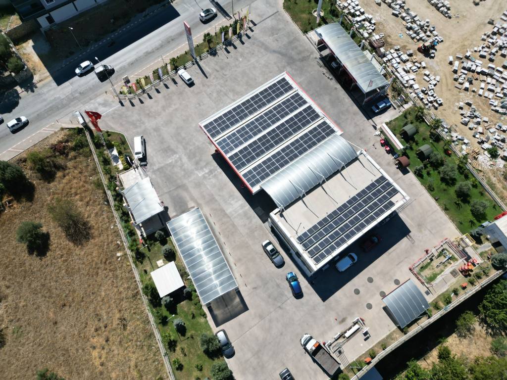 Batınak Petrol Lukoil Kemalpaşa Petrol İstasyonu