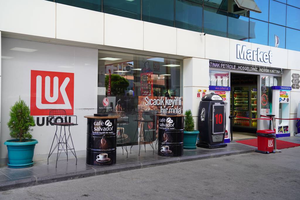 Batınak Petrol Lukoil Kemalpaşa Petrol İstasyonu